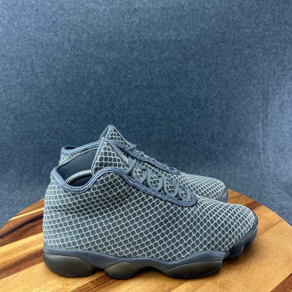 Nike Air Jordan Horizon Wolf Grey Men's Size 9 Shoes Sneakers 823581-003
